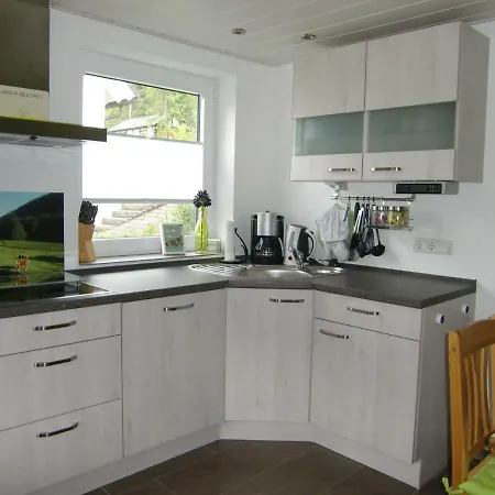 Lenne Apartment *